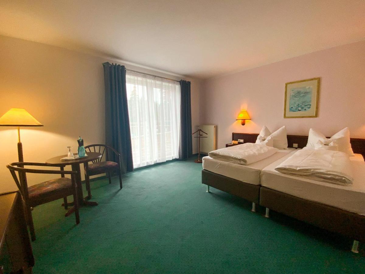 Heidehotel Lubast Luaran gambar