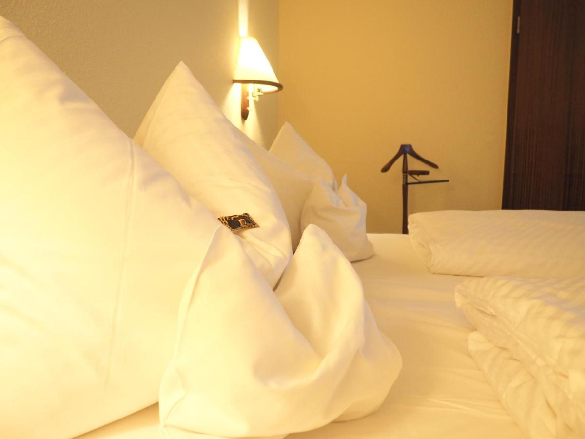 Heidehotel Lubast Luaran gambar