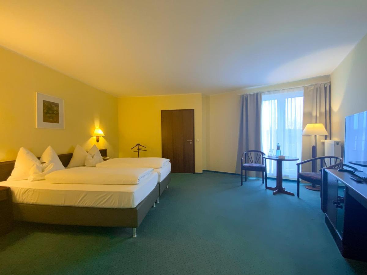 Heidehotel Lubast Luaran gambar