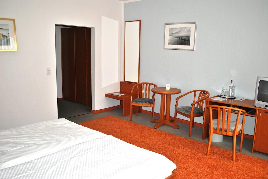 Heidehotel Lubast Bilik gambar
